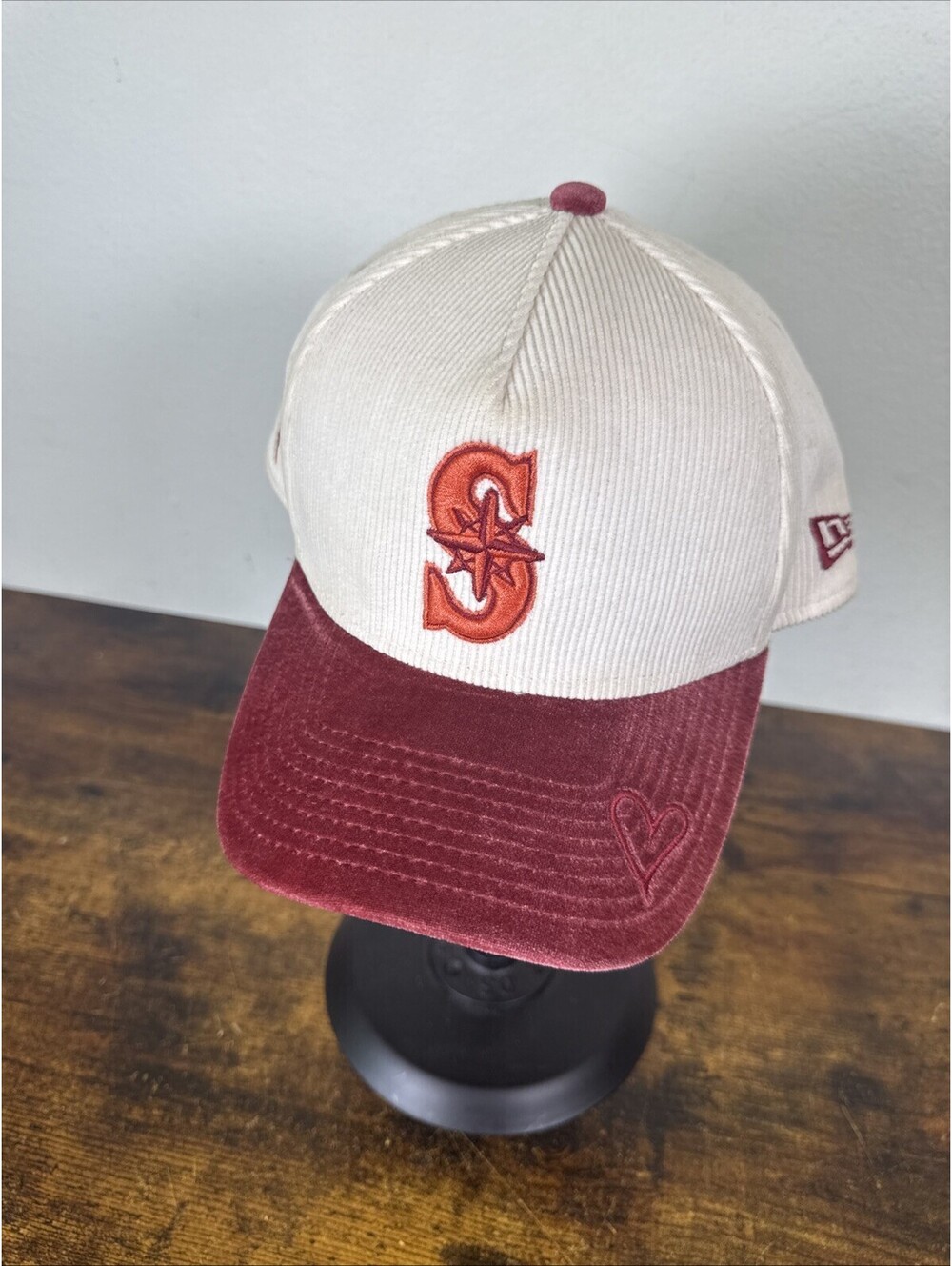 Seattle Mariners Premium Corduroy Velvet Snapback – New Era 9FORTY A‑Frame – NNT